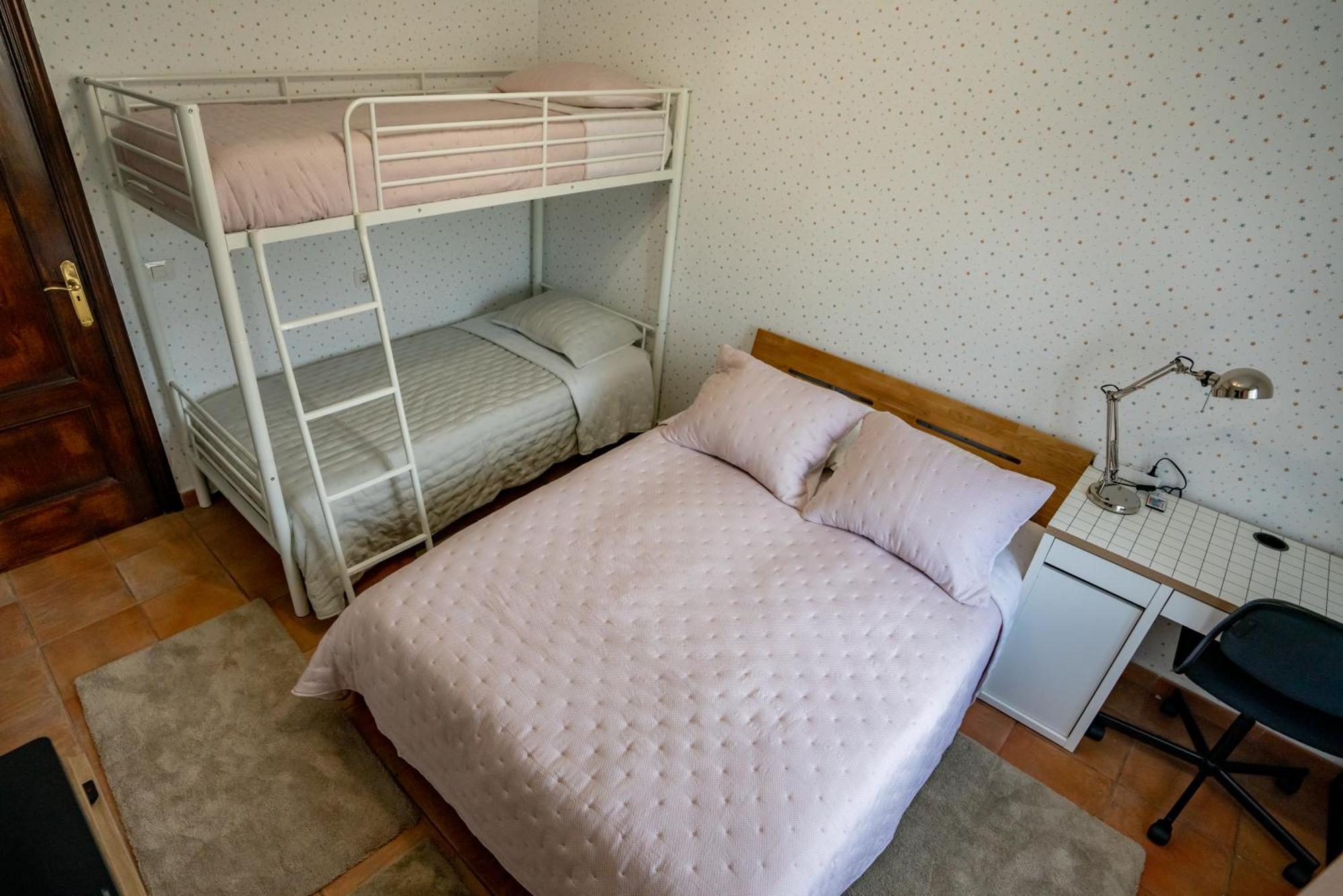 Casa Julio - Alcala Complete Coastal Retreat - Entire Apartment - 3 Min Walk From The Ocean - Shared Entrance With Host 외부 사진