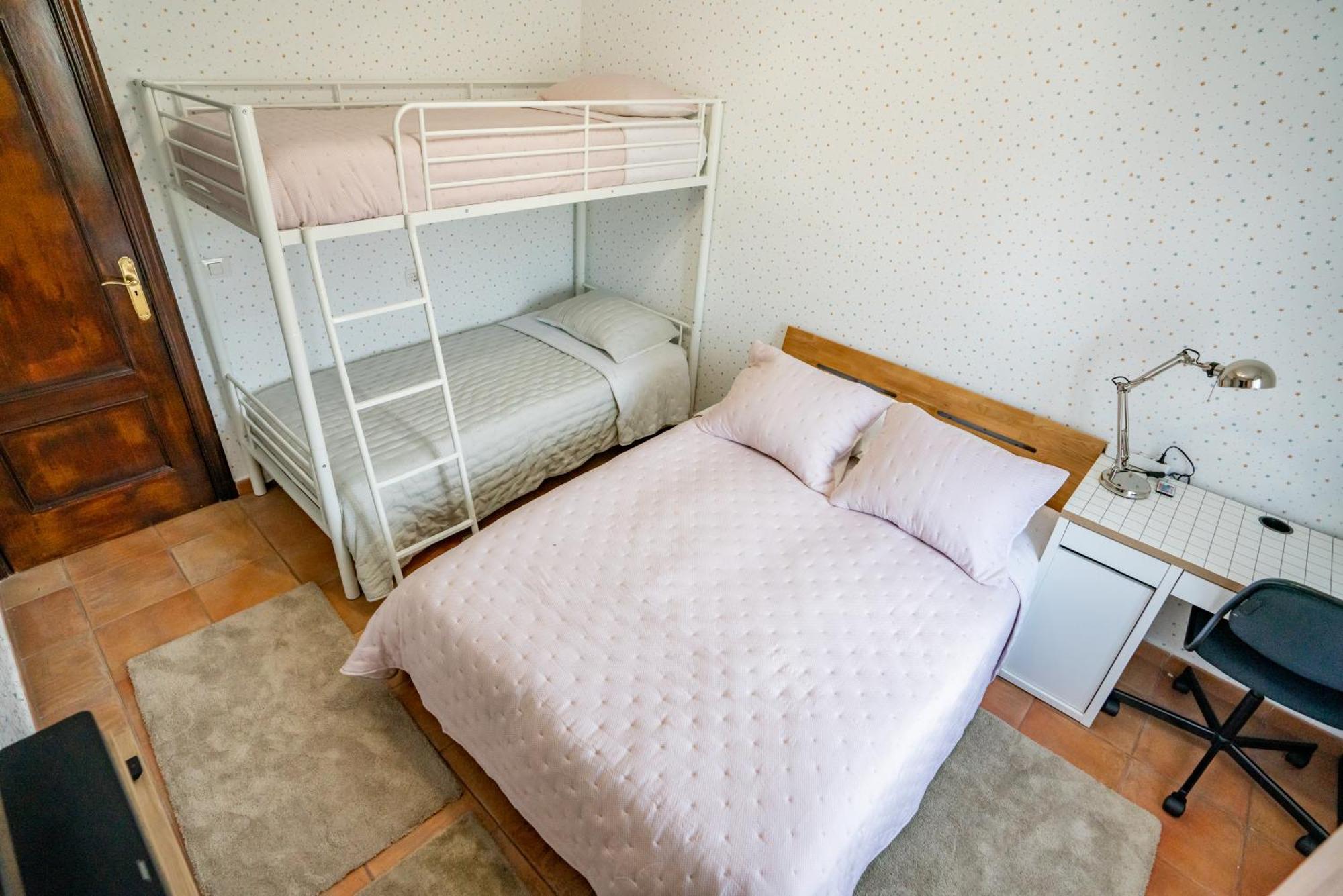 Casa Julio - Alcala Complete Coastal Retreat - Entire Apartment - 3 Min Walk From The Ocean - Shared Entrance With Host 외부 사진