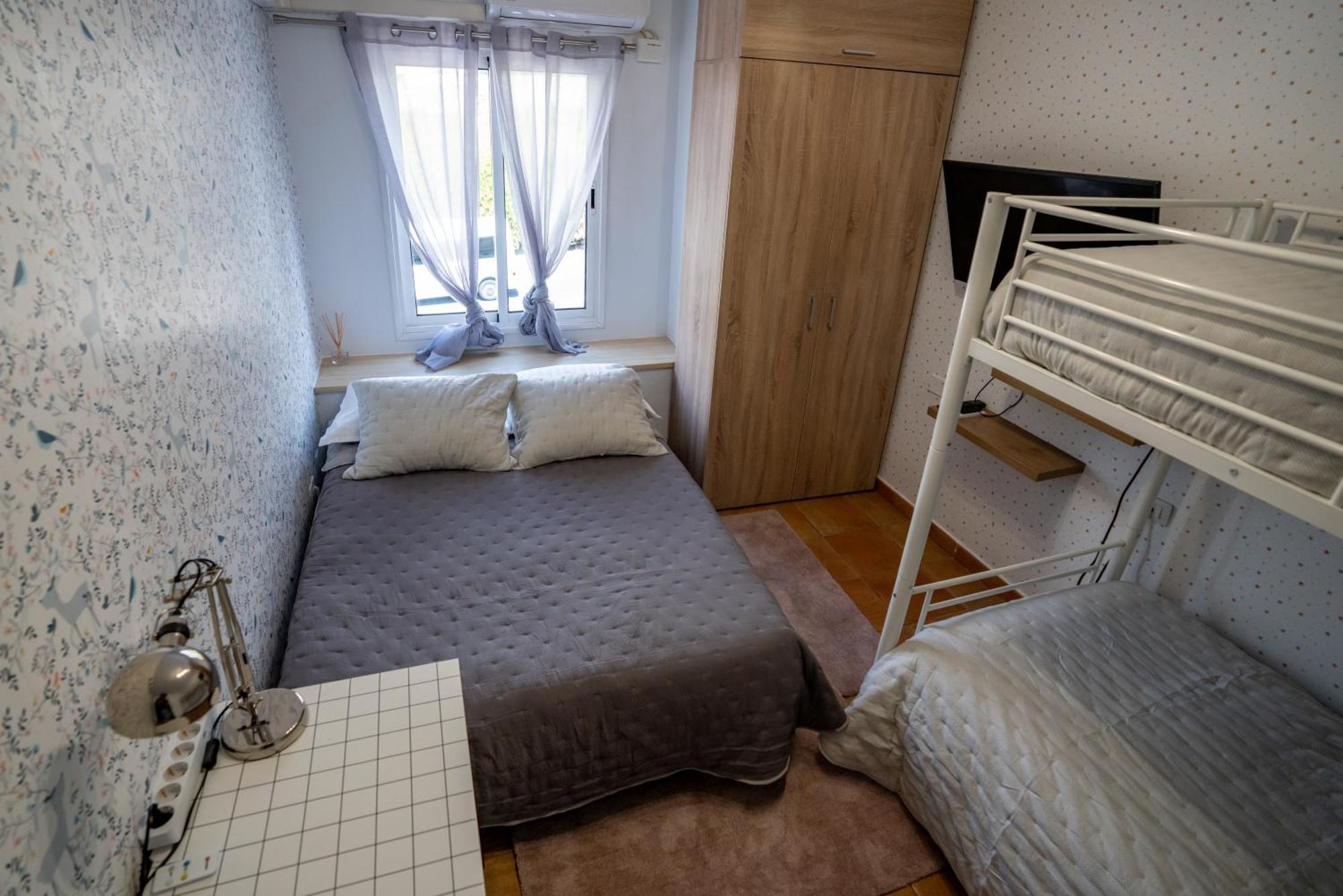 Casa Julio - Alcala Complete Coastal Retreat - Entire Apartment - 3 Min Walk From The Ocean - Shared Entrance With Host 외부 사진